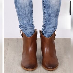 Michael Kors Ashton Tan Leather Ankle Booties - Size 9.5